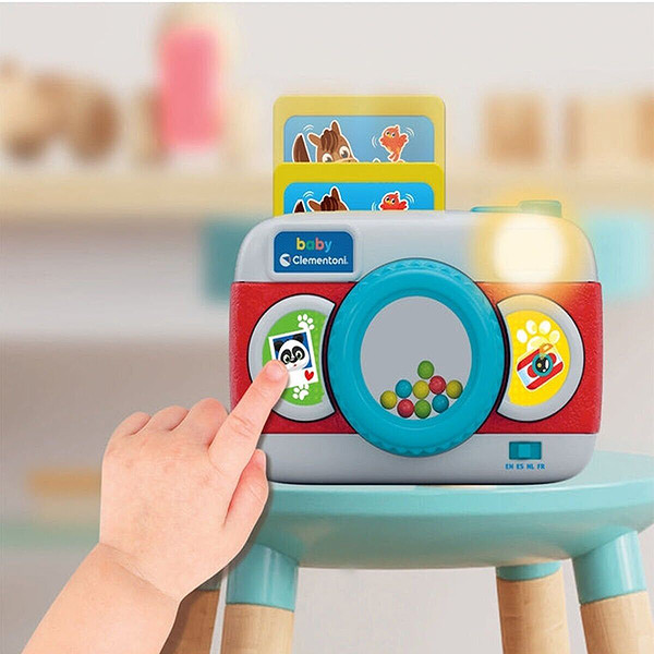 17527 Baby Clementoni - Bebek Kamerası +6 Ay