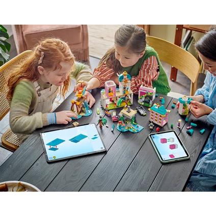 43267 Lego Disney Prenses Şatosu Ve Kraliyet Hayvanları 787 Parça +6 Yaş