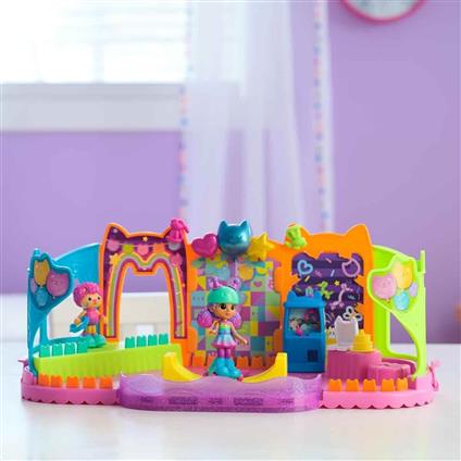 69755 Sun-Spm-Figür Oyun Set Gabby S Dollhouse Çatı Katı Paten Partisi
