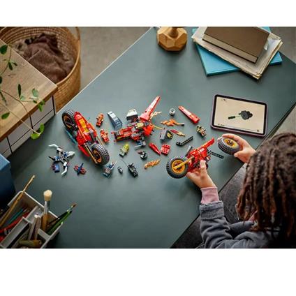 71844 Lego Ninjago Ninja Savaş Aracı 561 Parça +8 Yaş