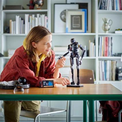 75434 Lego Star Wars - K-2SO Güvenlik Droidi 845 Parça +10 Yaş