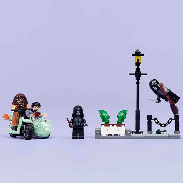 76459 Lego Harry Potter Hagrid Ve Harrynin Privet Drive Kaçışı 124 Parça +8 Yaş