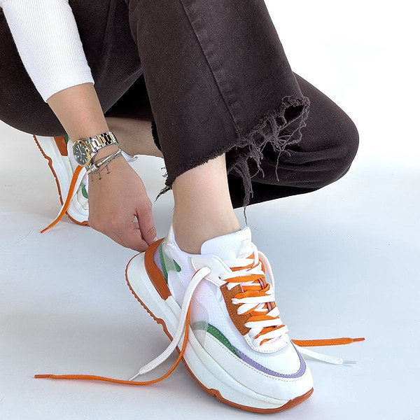 Aleh Beyaz Cilt Turuncu Detaylı Çift Bağcıklı Spor Ayakkabı