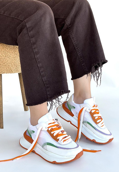 Aleh Beyaz Cilt Turuncu Detaylı Çift Bağcıklı Spor Ayakkabı