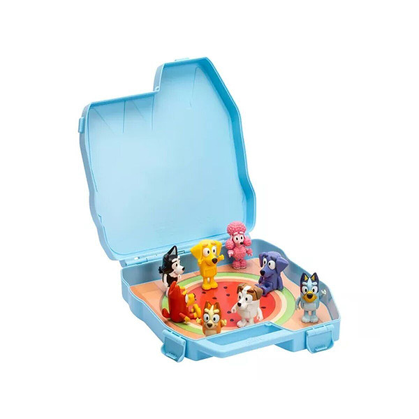 Bluey/17638 Bluey Delüks Taşıma Çantası VE 8Lİ Figür Set