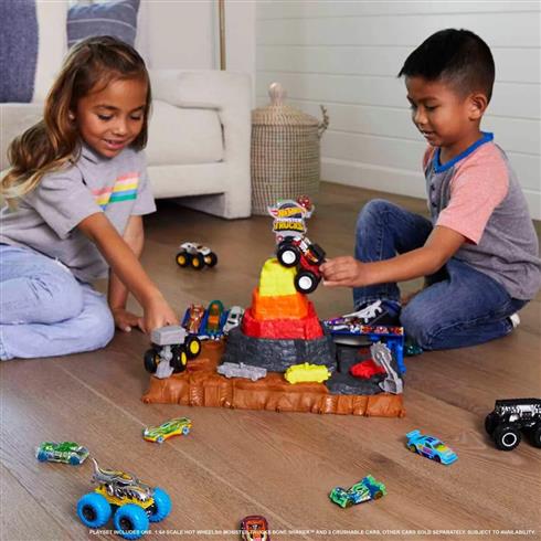 Hnb96 Monster Trucks Muhteşem Çarpışma Arenası