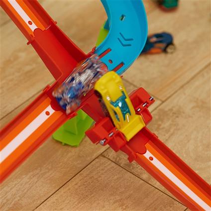 Hpc07 Hot Wheels Neon Yarışlar Çoklu Yarış Heyecanı Pist Seti