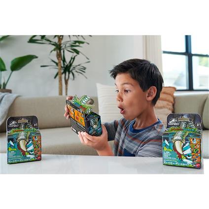Hvb29 Jurassic World Crushivores Serisi - Sürpriz Aksesuarlı Figür
