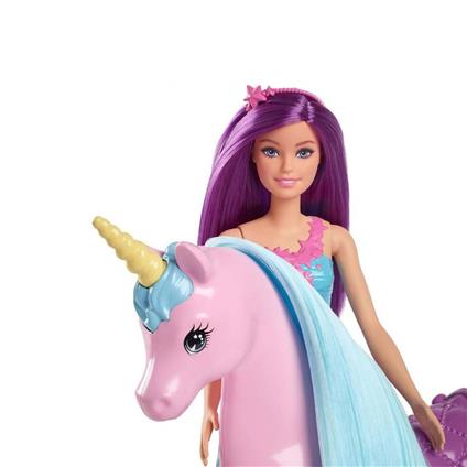 Hyt62 Barbie Ve Tek Boynuzlu Atı