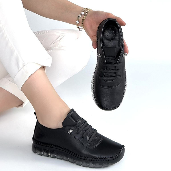 Jiten Siyah Deri Bağcıklı Spor Ayakkabı