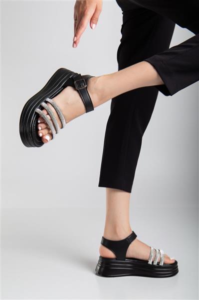 Lalen Siyah Kemerli Sandalet