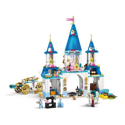 43275 Lego Disney Prensesi Sindirella'nın Şatosu Ve At Taşıyıcı 596 Parça +6 Yaş