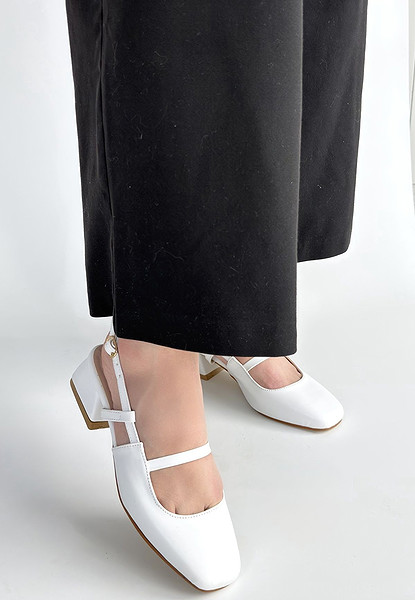 Liva Beyaz Cilt Topuklu Ayakkabı
