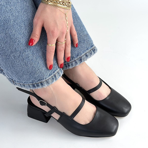 Liva Siyah Cilt Topuklu Ayakkabı