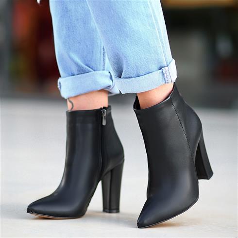 Loora Siyah Cilt Topuklu Bot