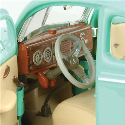 Maıs 31180 1 18 1939 Ford Deluxe Coupe