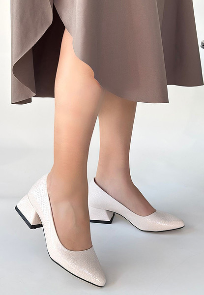 Nitya Bej Baskılı Rugan Topuklu Ayakkabı