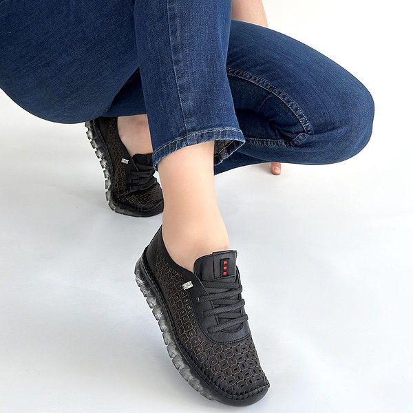 Otja Siyah Deri Lazerli Bağcıklı Spor Ayakkabı