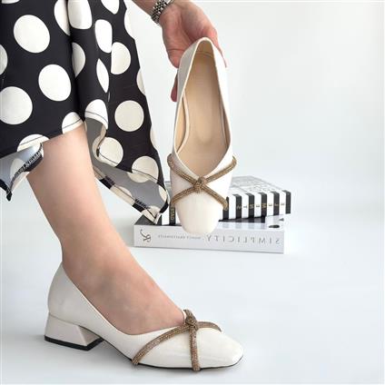 Pety Ten Rugan Topuklu Ayakkabı