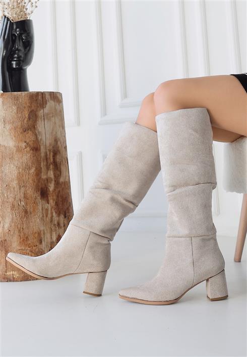 Pitay Bej Süet Topuklu Çizme