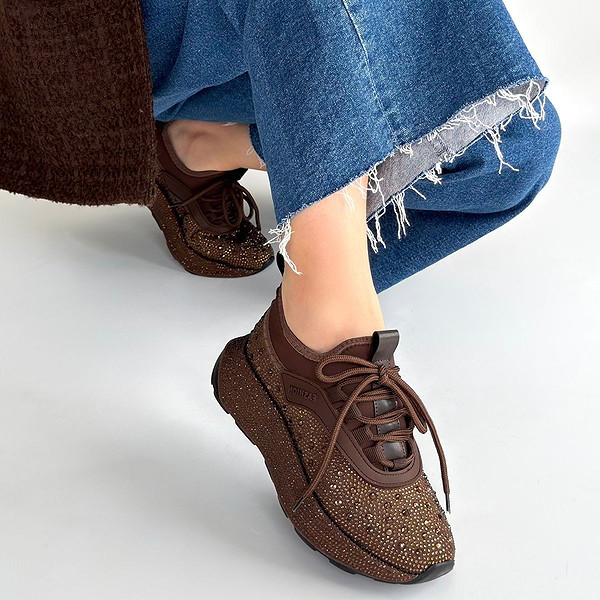 Rimay Kahverengi Cilt Boncuk İşlemeli Spor Ayakkabı