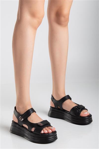 Saide Siyah Cilt Cırt Cırtlı Sandalet