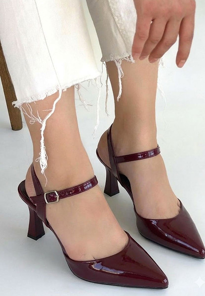 Suden Bordo Rugan Topuklu Ayakkabı