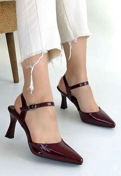 Suden Bordo Rugan Topuklu Ayakkabı