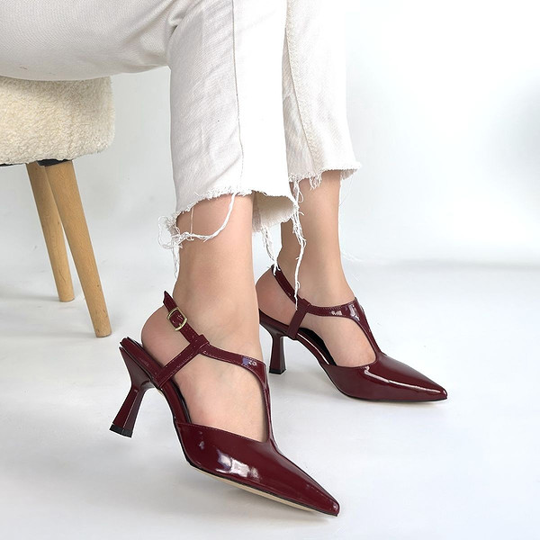 Tula Bordo Rugan Topuklu Ayakkabı