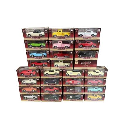 WK-615-5-7-8-11-12-13-15 Lut CB 1 32 Klasik Araba