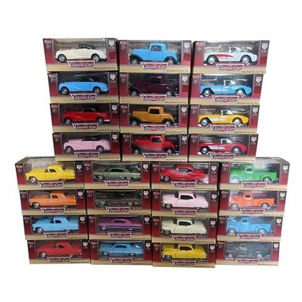 WK-616-3-4-6-10-14-16-17 Kut CB 1 32 Klasik Araba