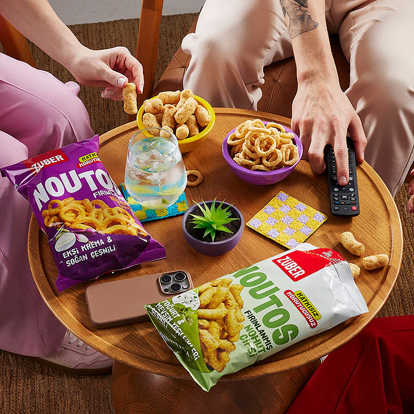 Züber Noutos Fırın Nohut Cipsi 55 Gr Yoğurt Ve Mevsim Yeşillikleri