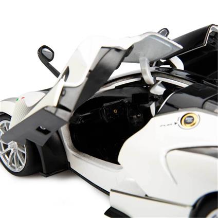 Burago 1:18 Ferrari Fxx K Evo Model Araba