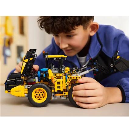 42209 Lego Technic Volvo L120 Elektrikli Yükleyici Parça +9 Yaş