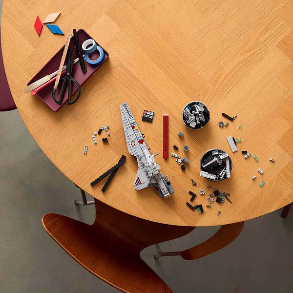 75441 Lego Star Wars Venator-Class Attack Cruiser 643 Parça +18 Yaş