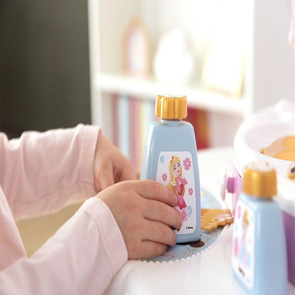 7600320250 Smoby Disney Prensesleri 2Si1 Arada Güzellik Masası Oyun Seti