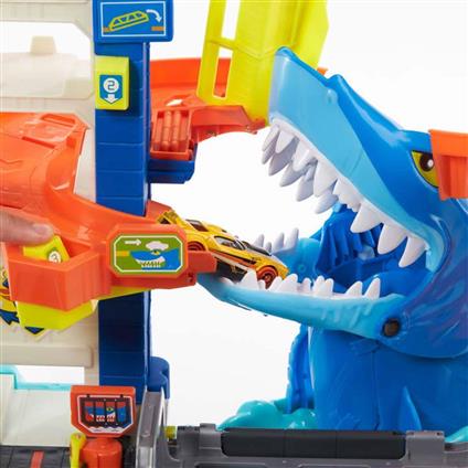 Hot Wheels City Köpek Balığından Kaçış Oyun Seti Hdp06