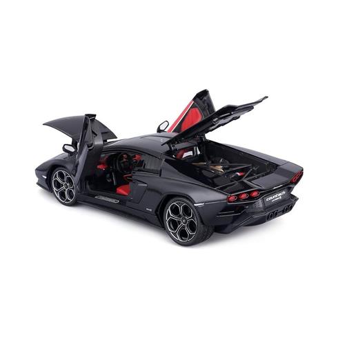 Maıs 31459 Lamborghini Countach Lpı 800-4 1 18