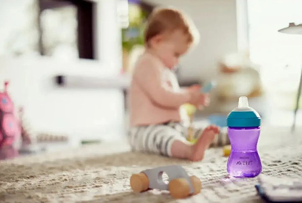 Philips Avent Yumuşak Uçlu Bardak 300 Ml Mor